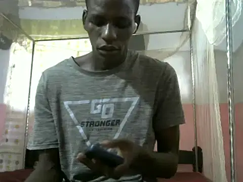 Snapshot of Bigras0011 chatting on March 2025 04:41:02 AM Bigras0011 online show from March 2025 04:41:02 AM