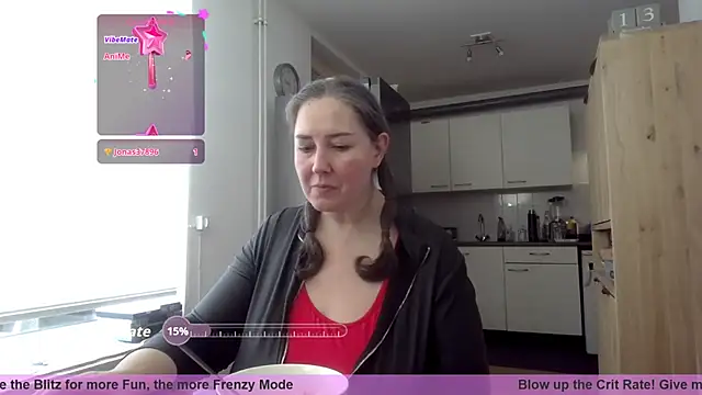 MilfGina online show from November 2025 08:46:01 AM