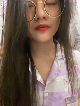 Snapshot of Krixxi22 chatting on March 2025 03:58:02 PM Krixxi22 online show from March 2025 03:58:02 PM