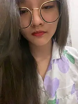 Snapshot of Krixxi22 chatting on March 2025 03:14:02 PM Krixxi22 online show from March 2025 03:14:02 PM