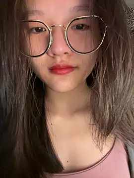 Snapshot of Krixxi22 chatting on September 2025 03:01:02 PM Krixxi22 online show from September 2025 03:01:02 PM