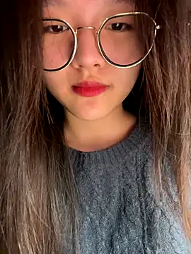 Snapshot of Krixxi22 chatting on November 2025 04:52:01 PM Krixxi22 online show from November 2025 04:52:01 PM