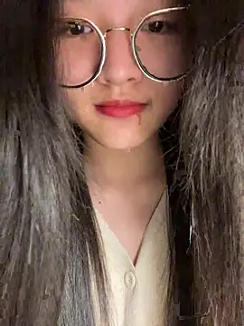 Krixxi22 online show from February 2026 07:40:01 PM