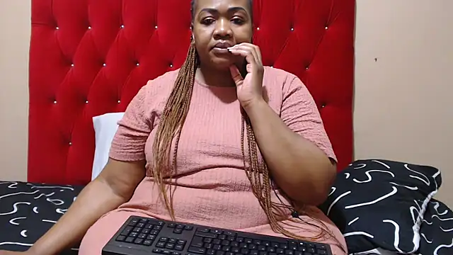 MIGHTYASSS online show from November 2025 06:56:02 AM