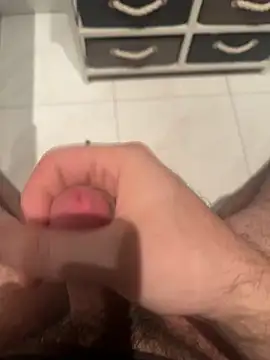 Snapshot of Deralboaus01 chatting on March 2026 12:28:02 AM Deralboaus01 online show from March 2026 12:28:02 AM