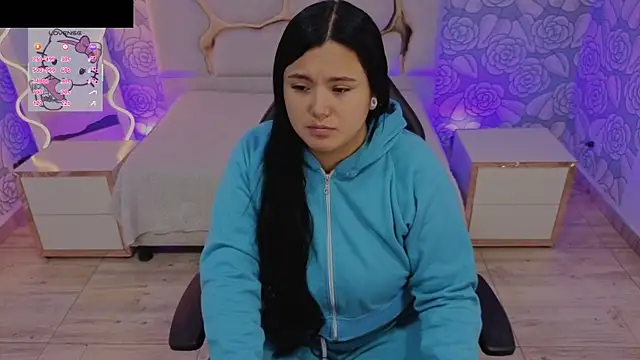 Snapshot of Mellani_tay chatting on November 2025 03:18:02 AM Mellani tay online show from November 2025 03:18:02 AM