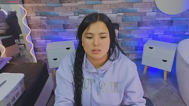 Mellani tay online show from February 2026 03:26:02 AM