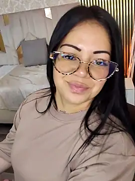 martinna tay online show from March 2026 03:10:02 AM