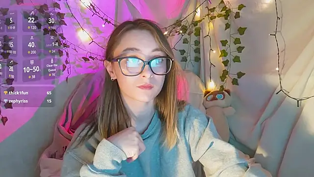 Snapshot of monlight__dana chatting on December 2024 01:43:01 PM monlight dana online show from December 2024 01:43:01 PM