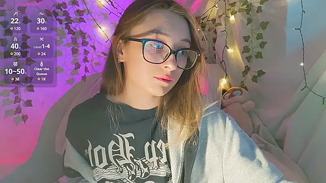 Snapshot of monlight__dana chatting on December 2024 12:25:02 PM monlight dana online show from December 2024 12:25:02 PM