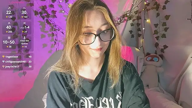 Snapshot of monlight__dana chatting on December 2024 03:00:02 PM monlight dana online show from December 2024 03:00:02 PM