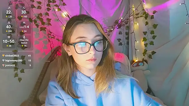 Snapshot of monlight__dana chatting on December 2024 12:40:02 PM monlight dana online show from December 2024 12:40:02 PM