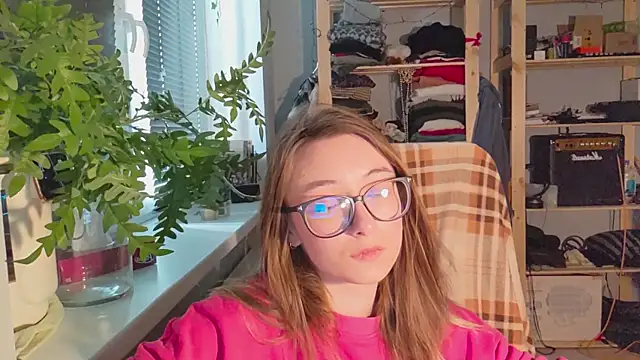 Snapshot of monlight__dana chatting on February 2025 01:08:02 PM monlight dana online show from February 2025 01:08:02 PM