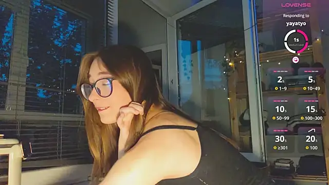 Snapshot of monlight__dana chatting on September 2025 05:45:01 PM monlight dana online show from September 2025 05:45:01 PM