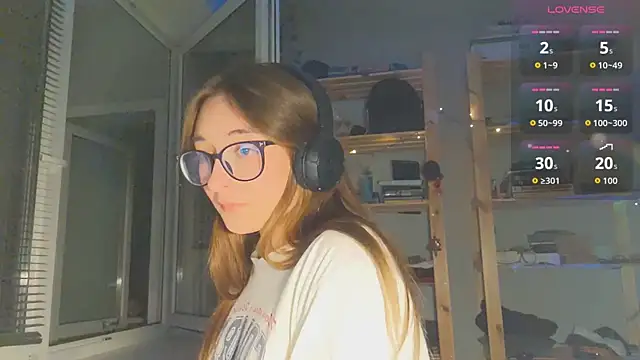 Snapshot of monlight__dana chatting on September 2025 07:03:02 PM monlight dana online show from September 2025 07:03:02 PM