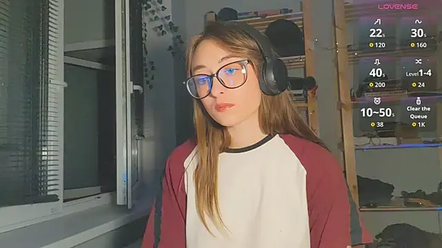 Snapshot of monlight__dana chatting on September 2025 09:28:02 PM monlight dana online show from September 2025 09:28:02 PM