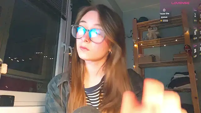 monlight  dana online show from April 2026 07:19:02 PM