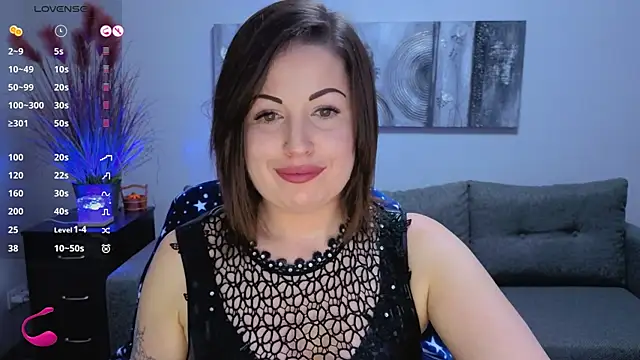 Snapshot of Emily_Midlton chatting on October 2025 01:32:02 PM Emily Midlton online show from October 2025 01:32:02 PM