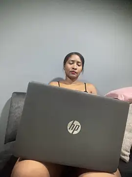 Snapshot of Berry_Bans chatting on October 2025 12:24:02 AM Berry Bans online show from October 2025 12:24:02 AM