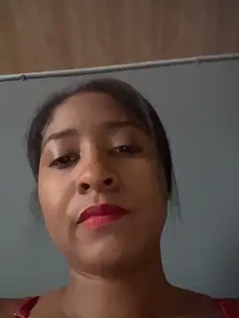 Snapshot of Berry_Bans chatting on November 2025 07:04:01 PM Berry Bans online show from November 2025 07:04:01 PM