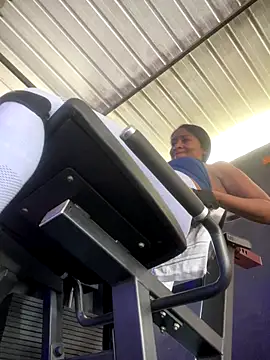 Snapshot of Berry_Bans chatting on November 2025 05:44:01 PM Berry Bans online show from November 2025 05:44:01 PM