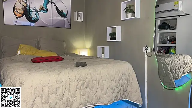 wendy alejo1712 online show from April 2026 11:10:02 PM