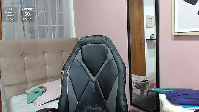 Alex flair online show from March 2025 04:43:02 AM