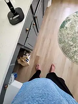 theclubist111 online show from February 2025 04:47:02 PM