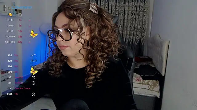 Snapshot of _Just_a_queen_3 chatting on February 2026 07:13:01 AM Just a queen 3 online show from February 2026 07:13:01 AM