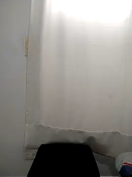 Demiansteven2 online show from February 2025 08:25:01 PM