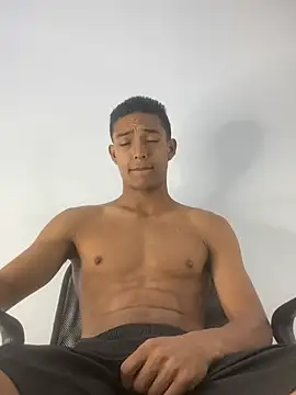 Demiansteven2 online show from February 2026 03:29:02 PM