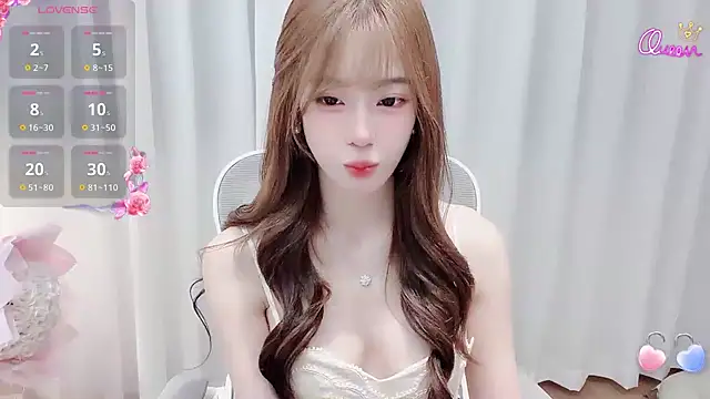 Yuuuuuly online show from June 2026 03:38:02 PM
