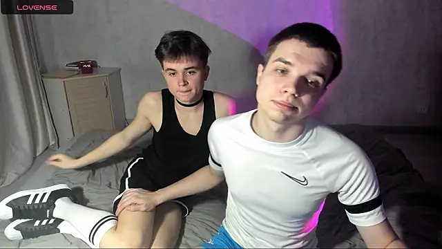 Snapshot of tailer_ chatting on January 2026 07:23:01 PM tailer online show from January 2026 07:23:01 PM