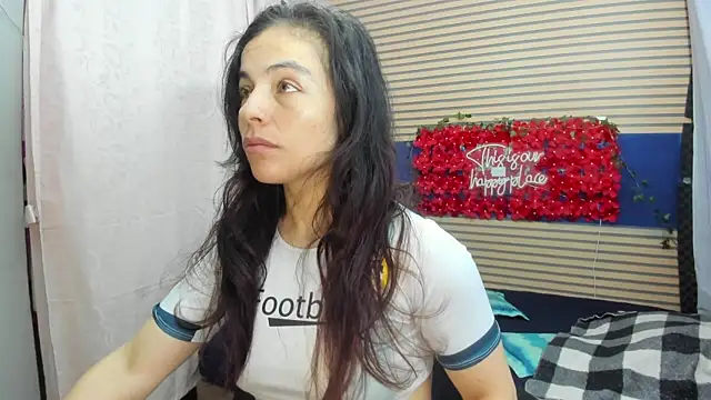 Snapshot of rosse_2504 chatting on May 2026 12:24:01 PM rosse 2504 online show from May 2026 12:24:01 PM