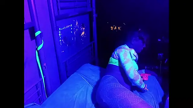 CommWhore online show from December 2024 11:18:02 AM