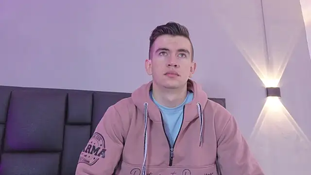 MikaelSlow online show from April 2026 05:01:02 AM