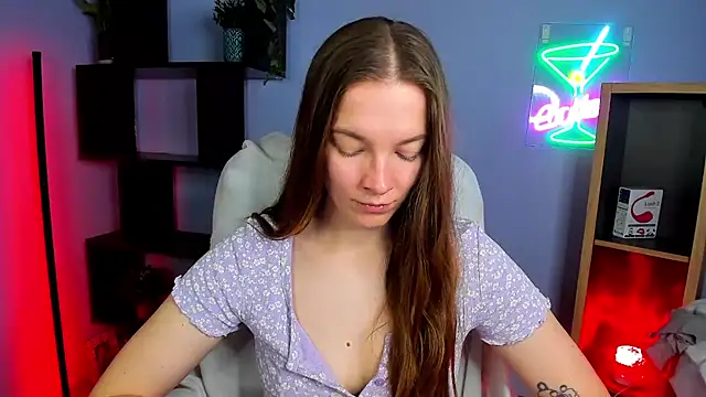 Snapshot of kenzie_x chatting on December 2025 07:49:01 AM kenzie x online show from December 2025 07:49:01 AM