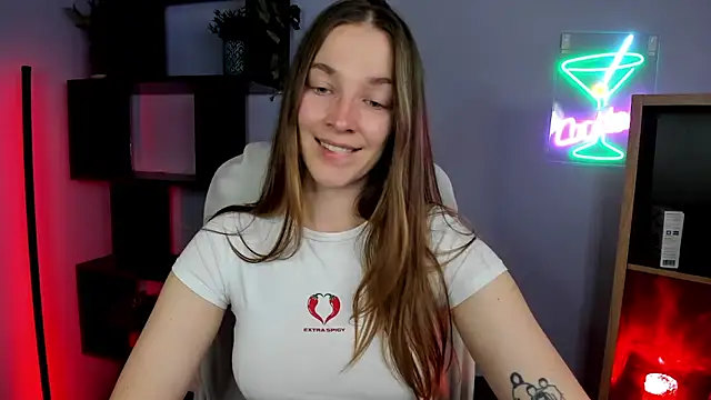 Snapshot of kenzie_x chatting on December 2025 07:46:02 AM kenzie x online show from December 2025 07:46:02 AM