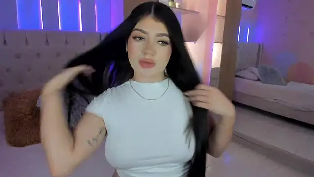 Snapshot of Mariana_Baez chatting on October 2025 08:26:01 PM Mariana Baez online show from October 2025 08:26:01 PM