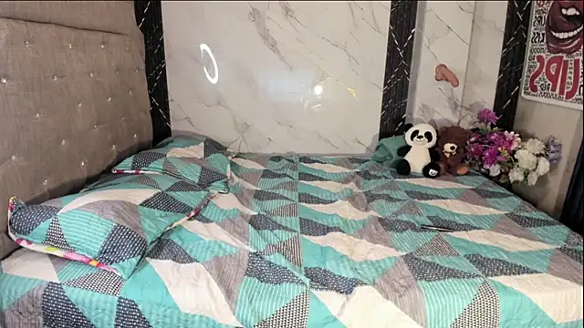 tattys sexy online show from April 2026 07:01:01 AM