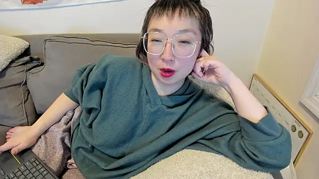 Snapshot of luxgray chatting on March 2025 03:45:01 AM luxgray online show from March 2025 03:45:01 AM