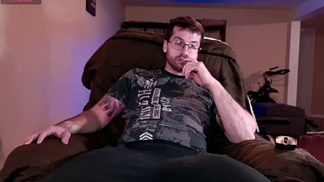 Snapshot of JayXCee_Official chatting on January 2026 12:27:02 AM JayXCee Official online show from January 2026 12:27:02 AM