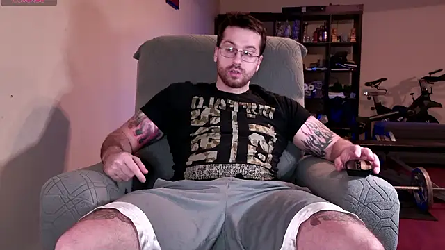 Snapshot of JayXCee_Official chatting on January 2026 01:33:01 AM JayXCee Official online show from January 2026 01:33:01 AM