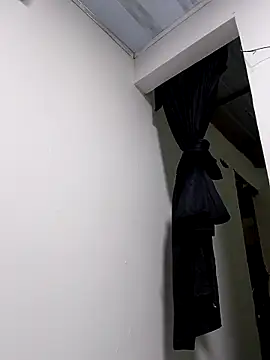 Liancy online show from April 2026 01:30:01 AM