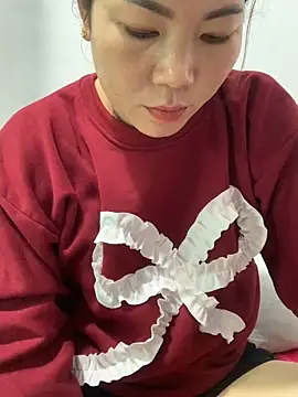 Baby-bigtits online show from November 2025 03:09:02 AM