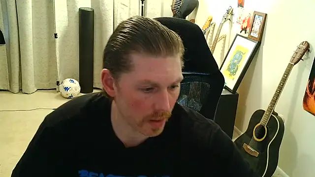 Snapshot of Rock_Pierce chatting on June 2026 07:17:01 PM Rock Pierce online show from June 2026 07:17:01 PM