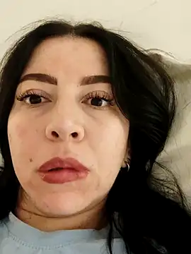 Snapshot of Im_coco chatting on February 2025 12:00:02 AM Im coco online show from February 2025 12:00:02 AM