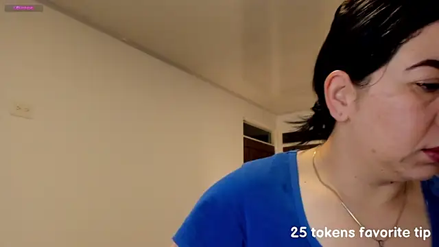 Snapshot of Im_coco chatting on February 2025 10:39:02 AM Im coco online show from February 2025 10:39:02 AM