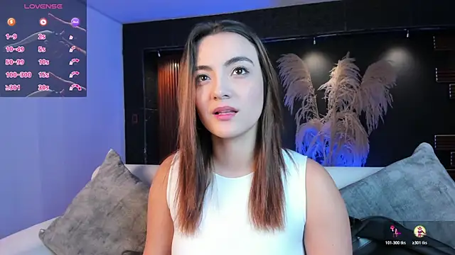 Snapshot of IsabellaaJoness chatting on October 2025 12:09:01 PM IsabellaaJoness online show from October 2025 12:09:01 PM