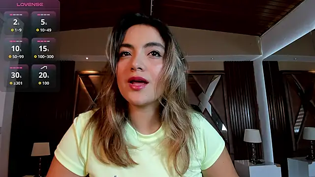 Snapshot of IsabellaaJoness chatting on June 2026 11:31:01 AM IsabellaaJoness online show from June 2026 11:31:01 AM
